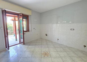 Foto 10 - Semi-detached house Via Orti
 
5, Pratola Serra - photo 10
