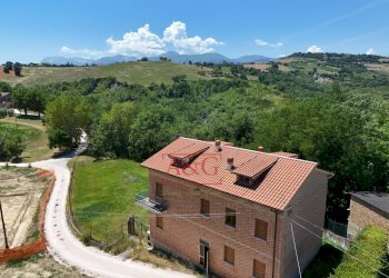 Foto 1 - Casa indipendente Contrada Cornacchioni
 
57, Penna San Giovanni - foto 1