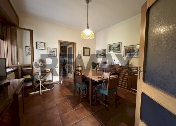 Sala da pranzo - Villa VIA DIAZ
 
2, Vergiate - foto 10