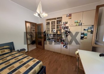 Camera / camera da letto - Villa VIA DIAZ
 
2, Vergiate - foto 18