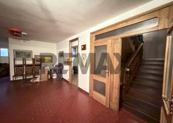 Ricezione / Lobby - Villa VIA DIAZ
 
2, Vergiate - foto 25
