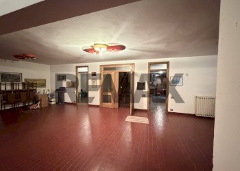 Stanza vuota - Villa VIA DIAZ
 
2, Vergiate - foto 27