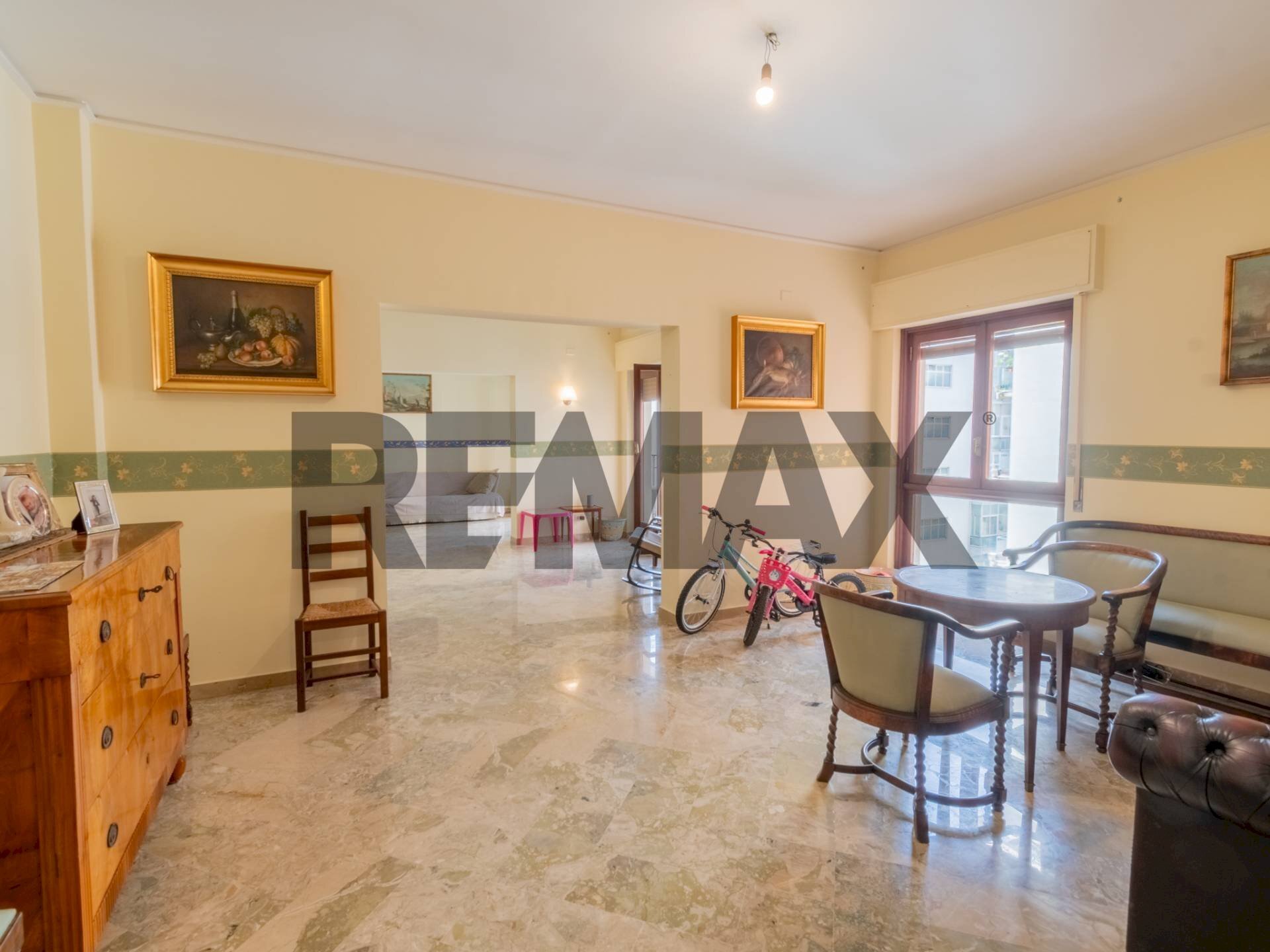 Sala da pranzo - Apartment Via Emanuele Notarbartolo
5, Palermo - photo 2