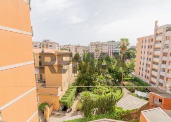 Edificio all\'aperto - Apartment Via Emanuele Notarbartolo
 
5, Palermo - photo 3