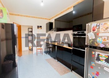 Cucina - Apartment Via Emanuele Notarbartolo
 
5, Palermo - photo 21