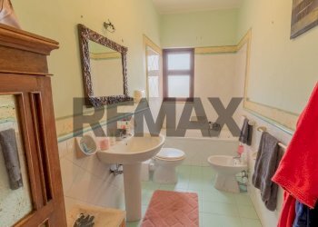 Bagno - Apartment Via Emanuele Notarbartolo
 
5, Palermo - photo 23