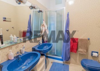 Bagno - Apartment Via Emanuele Notarbartolo
 
5, Palermo - photo 27
