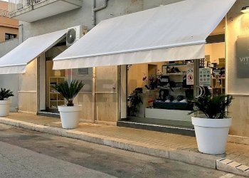Terrazza - Negozio Piazzale G. Rotolo
7, Menfi - foto 1