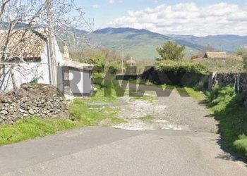 Vista delle montagne - Terreno agricolo Strada Provinciale 230 (SP 230)
snc, Randazzo - foto 3