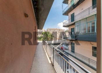 Balcone - Quadrilocale Via Amilcare Ponchielli
 
14, Acireale - foto 18