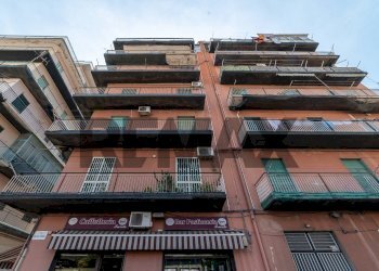 Edificio all\'aperto - Quadrilocale Via Amilcare Ponchielli
 
14, Acireale - foto 24