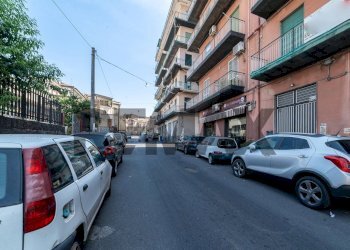Edificio all\'aperto - Quadrilocale Via Amilcare Ponchielli
 
14, Acireale - foto 25
