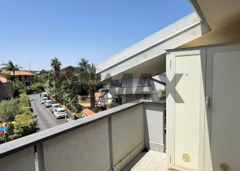 Balcone - Three-room apartment Via Duca degli Abruzzi
 
46, San Giovanni la Punta - photo 15