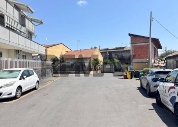 Edificio all\'aperto - Three-room apartment Via Duca degli Abruzzi
 
46, San Giovanni la Punta - photo 34