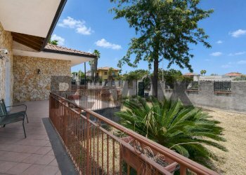 Terrazza - Villa Via Giovanni Caboto
 
19, Mascalucia - foto 10