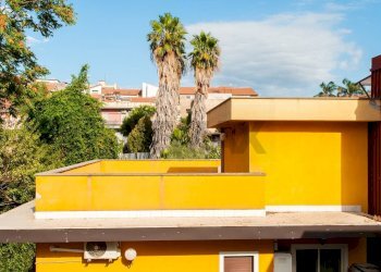 Casa all\'aperto - Attico Via Enrico Toti
 
28, Motta Sant'Anastasia - foto 8