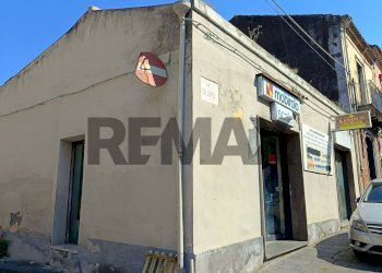 Edificio all\'aperto - Independent house Via Callipoli
 
340, Giarre - photo 1