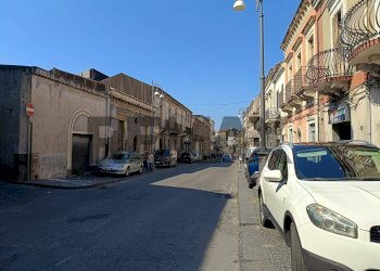 Edificio all\'aperto - Independent house Via Callipoli
 
340, Giarre - photo 12