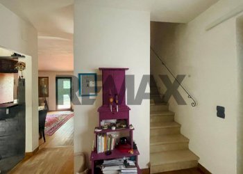 Scale - Villa a Schiera Localita Le Serre
 
2, Reggello - foto 6