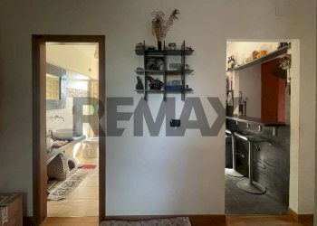 Hall / corridoio - Villa a Schiera Localita Le Serre
 
2, Reggello - foto 9