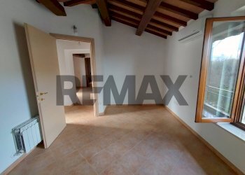 Stanza vuota - Two-room apartment Via Della Tigre
 
30, Perugia - photo 8