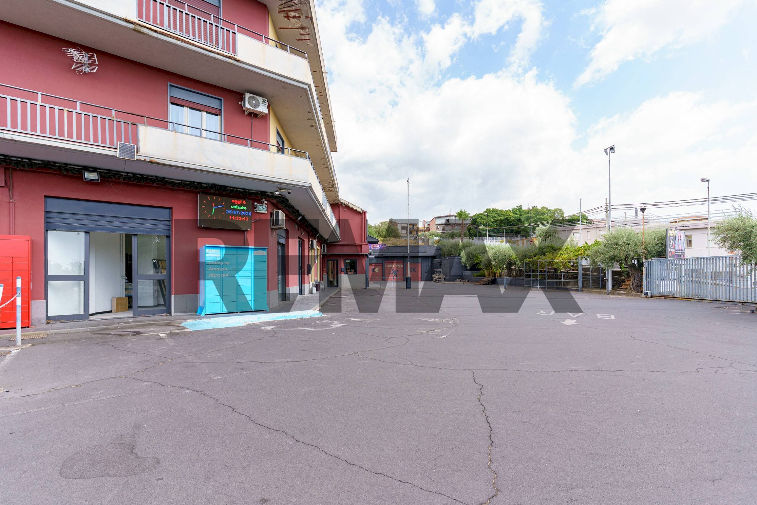 Edificio all\'aperto - Commercial Premises via galileo galilei
76, Misterbianco - photo 3