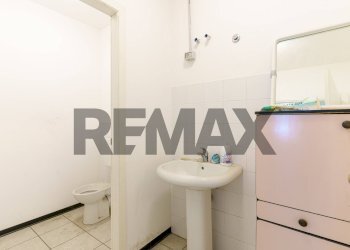Bagno - Commercial Premises via galileo galilei
 
76, Misterbianco - photo 21