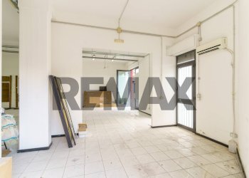 Stanza vuota - Commercial Premises via galileo galilei
 
76, Misterbianco - photo 25
