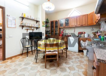 Cucina - Appartamento via canonico bascetta
 
18, Adrano - foto 3