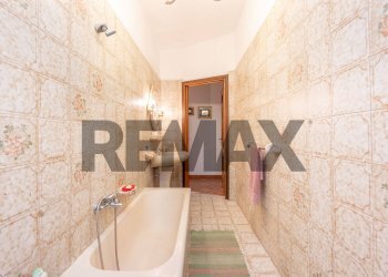 Bagno - Appartamento via canonico bascetta
 
18, Adrano - foto 19