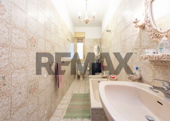 Bagno - Appartamento via canonico bascetta
 
18, Adrano - foto 26