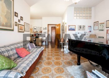 Soggiorno - Appartamento via canonico bascetta
 
18, Adrano - foto 27