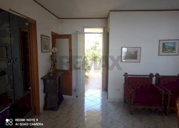 Hall / corridoio - Rustic contrada argentara
 
1, Piedimonte Etneo - photo 21
