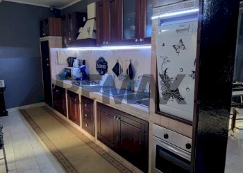 Cucina - Casa indipendente Piazzetta Dello Speziale
 
1, Mirabella Imbaccari - foto 9
