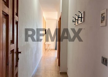 Hall / corridoio - Bilocale Contrada Calavà - Via Lipari
 
sn, Gioiosa Marea - foto 4