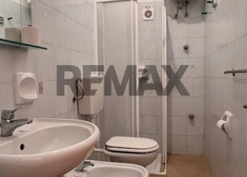 Bagno - Bilocale Contrada Calavà - Via Lipari
 
sn, Gioiosa Marea - foto 9