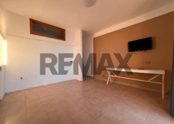 Stanza vuota - Bilocale Contrada Calavà - Via Lipari
 
sn, Gioiosa Marea - foto 10