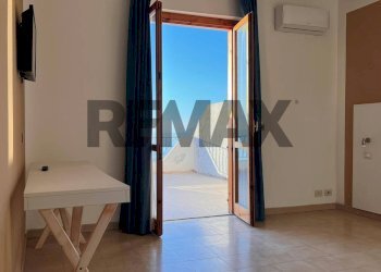 Stanza vuota - Bilocale Contrada Calavà - Via Lipari
 
sn, Gioiosa Marea - foto 11
