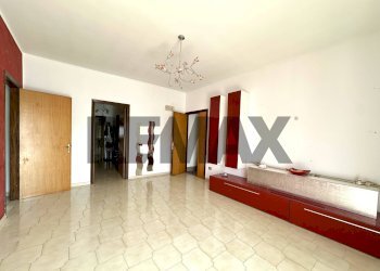Stanza vuota - Stabile - Palazzo via carducci
 
7, Canicattini Bagni - foto 10