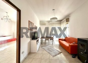 Sala da pranzo - Stabile - Palazzo via carducci
 
7, Canicattini Bagni - foto 11