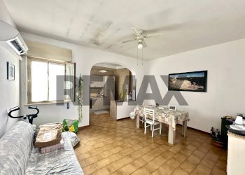 Sala da pranzo - Stabile - Palazzo via carducci
 
7, Canicattini Bagni - foto 17