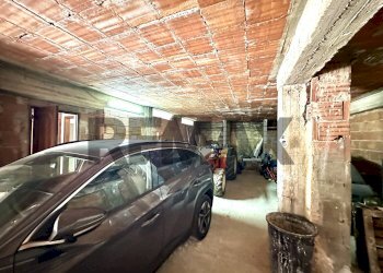 Parcheggio - Stabile - Palazzo via carducci
 
7, Canicattini Bagni - foto 38