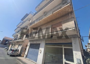 Edificio all\'aperto - Appartamento Via Venezia
 
9, Giardini-Naxos - foto 1