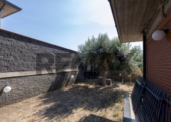 Giardino - Appartamento via tenente giuseppe caruso
 
32, Misterbianco - foto 18