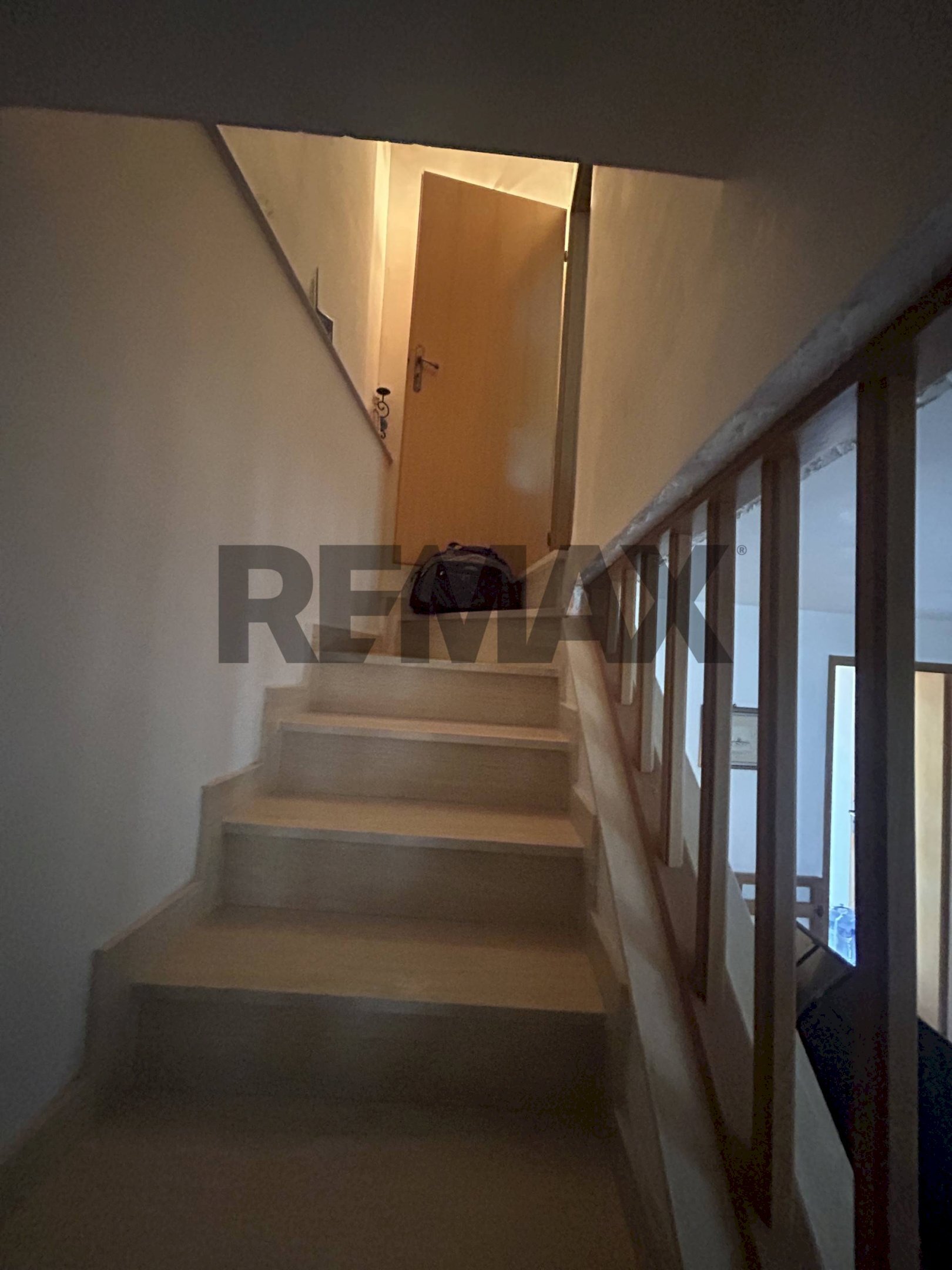 Scale - Casa indipendente via Capitano bivona
67, Pietraperzia - foto 2