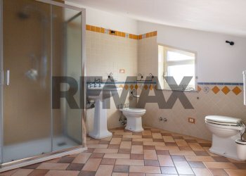 Bagno - Attic Via Domenico Gagini
 
17, Linguaglossa - photo 9