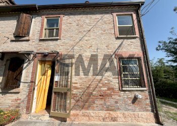 Casa all\'aperto - Semi-detached house Via Capriolo
 
37, Copparo - photo 3