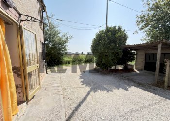 Terrazza - Semi-detached house Via Capriolo
 
37, Copparo - photo 23