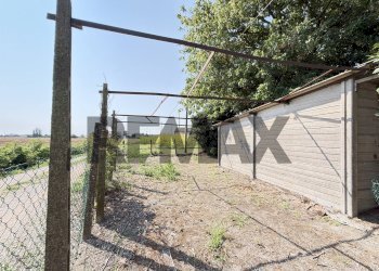 Giardino - Semi-detached house Via Capriolo
 
37, Copparo - photo 30