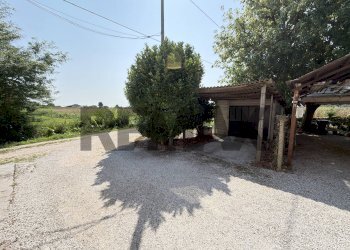 Terrazza - Semi-detached house Via Capriolo
 
37, Copparo - photo 35
